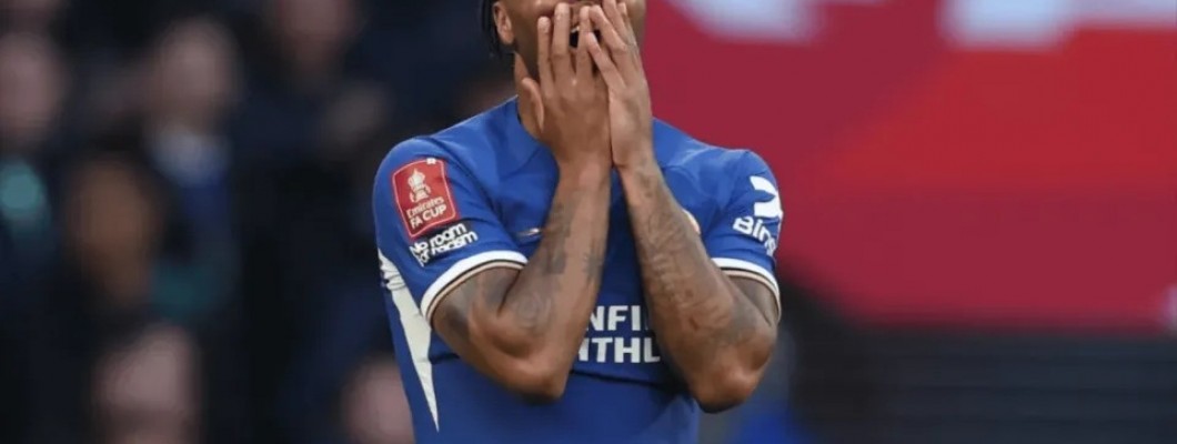 Sterling confirmou a saída de Stamford Bridge!